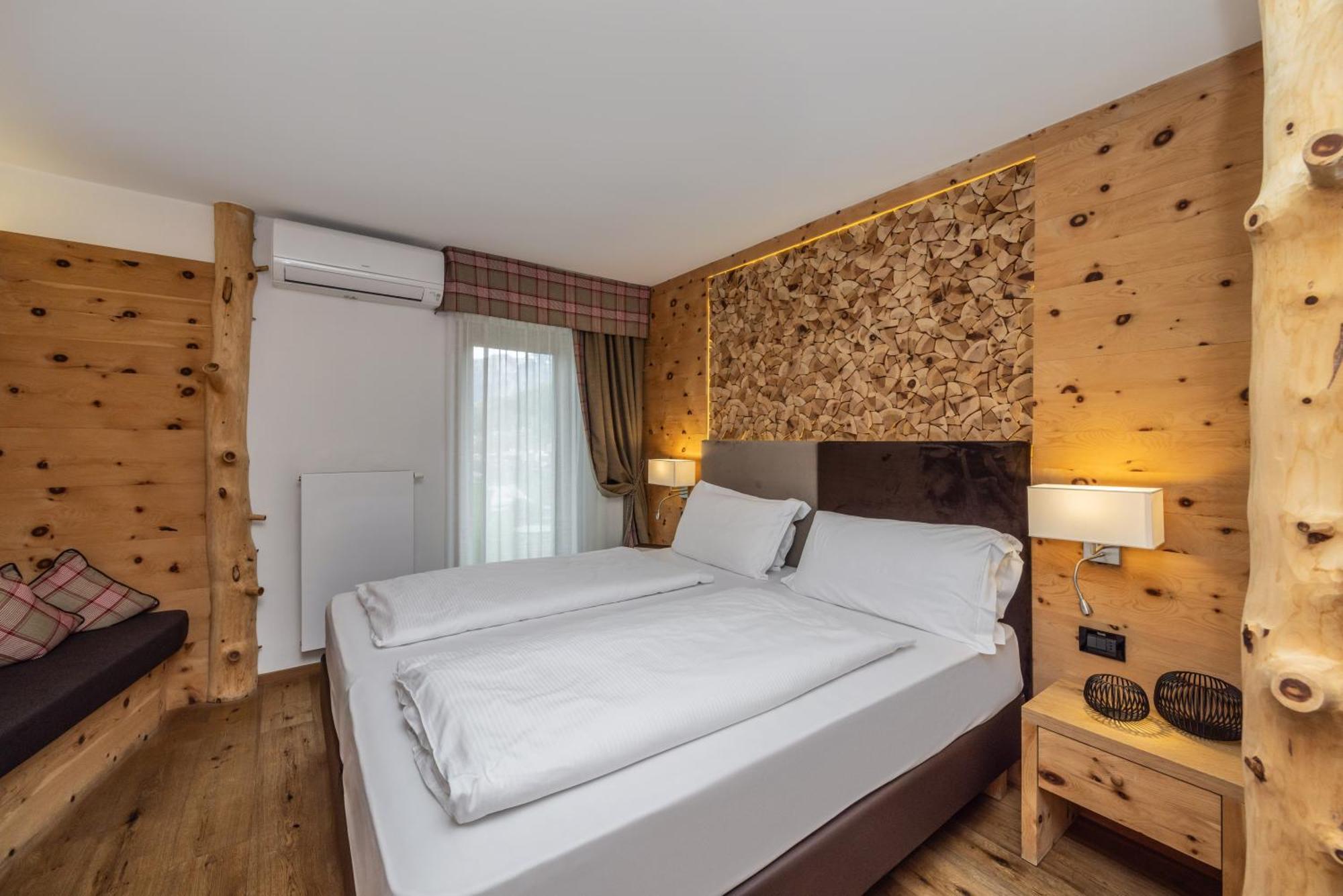 Hotel Ravelli Luxury Spa Mezzana  Exterior photo